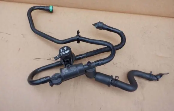 Ford Transit VII Fuel line/pipe/hose LK412420MD