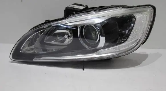 Volvo V60 Headlight/headlamp 31353284 89907469 Y283RS