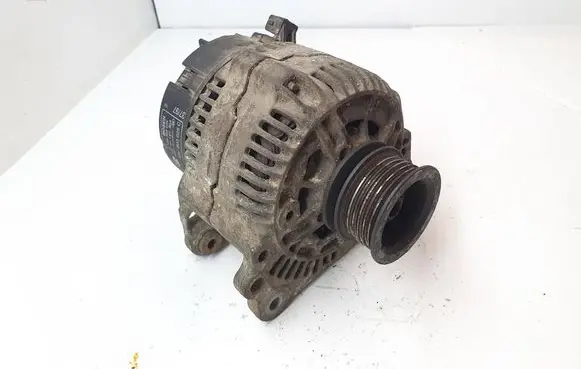Audi 80 90 S2 B4 Generator/alternator 0123320034