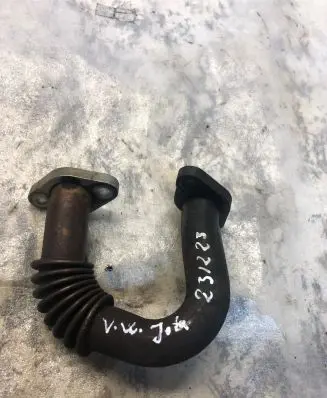 Volkswagen Jetta VI EGR valve line/pipe/hose