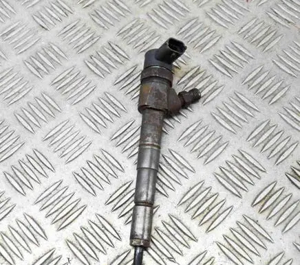 Opel Astra J Fuel injector 0445110327