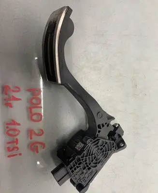 Volkswagen Polo VI Accelerator throttle pedal 2Q1723503
