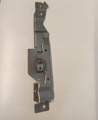 Volvo S90, V90 Fender mounting bracket 31416626