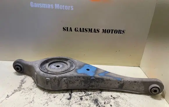 Volvo XC60 Coil spring/strut mount 