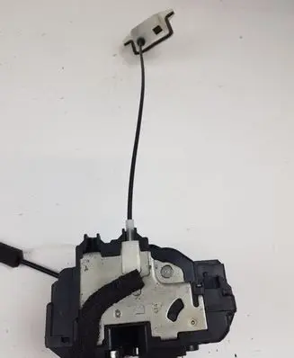 Nissan Murano Z50 Front door lock 3904C