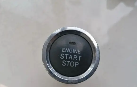 Toyota Corolla Verso AR10 Engine start stop button switch 6842T45B 684-2T45B
