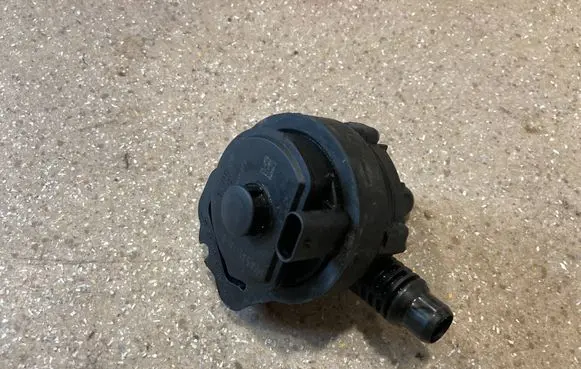 BMW X2 U10 Electric auxiliary coolant/water pump 5A03F46
