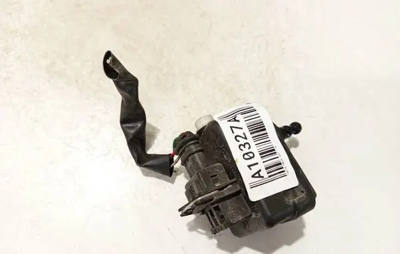 Headlight level adjustment motor