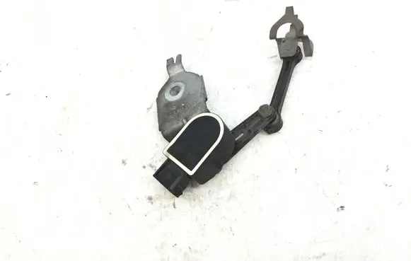 Mercedes-Benz C AMG W205 Headlight/headlamp level sensor A0009053704 A2139053302