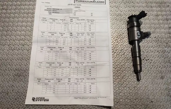 Citroen Berlingo Fuel injector 0445110340