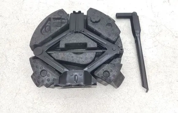 Ford Escape III Lift Jack CJ5C17080 CJ5C17080AB DM5317035