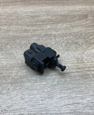 Ford Mondeo MK I Brake pedal sensor switch 93BB13480BB