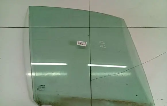 Renault Scenic II - Grand scenic II Front door window glass four-door As2