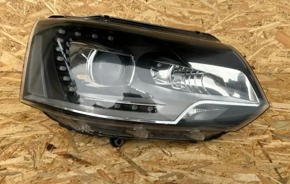 Volkswagen Transporter - Caravelle T5 Headlight/headlamp 7E5941016 3894437