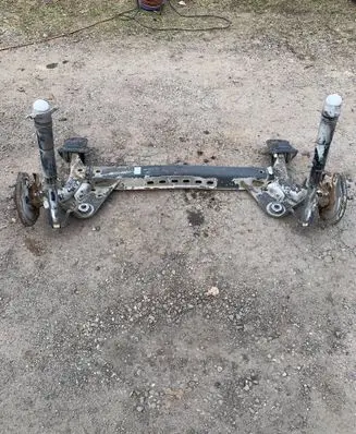 Volkswagen Golf VII Rear axle beam 