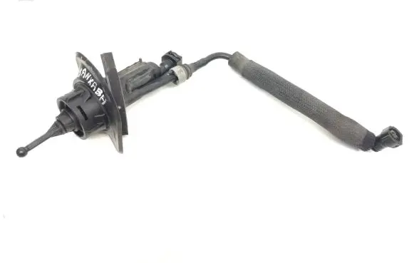 Ford Kuga I Clutch master cylinder 3M517a543AG