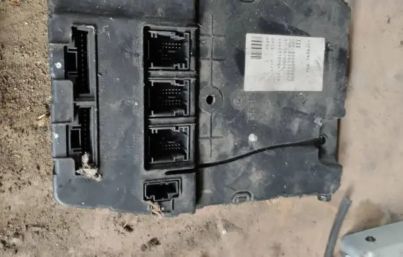 Renault Megane II Comfort/convenience module 8200309690 04138 11840922