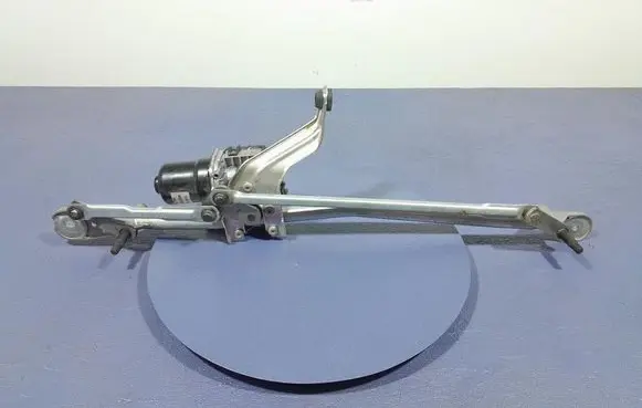 BMW Z4 E85 E86 Front wiper linkage and motor 5A32F47