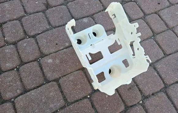 Citroen Berlingo Other engine bay part 9811808980