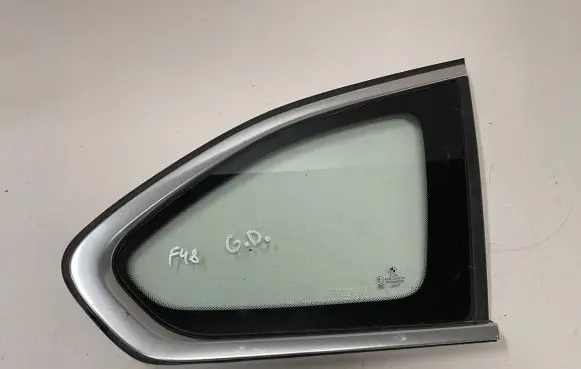 BMW X1 F48 F49 Rear side window