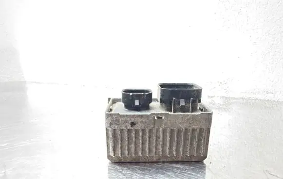 Opel Insignia A Glow plug pre-heat relay 55574293
