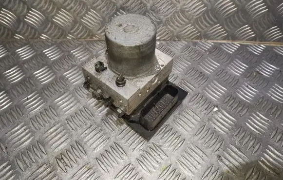 BMW 5 E60 E61 ABS Pump 34516768646 6768646 0265950315