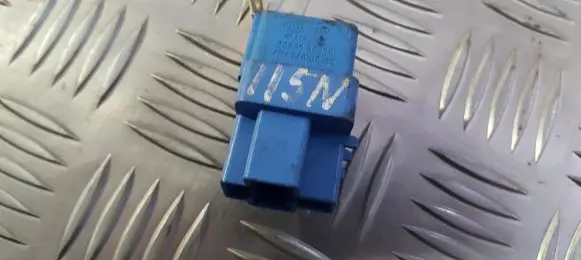 Nissan Primera Other relay 252309f900 4ra940010-65