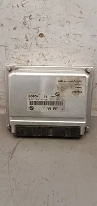 BMW 5 E39 Engine control unit/module 7786887 0281010205