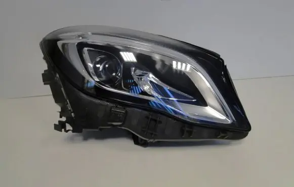 Mercedes-Benz GLA W156 Headlight/headlamp A1569067000 LE15A6360