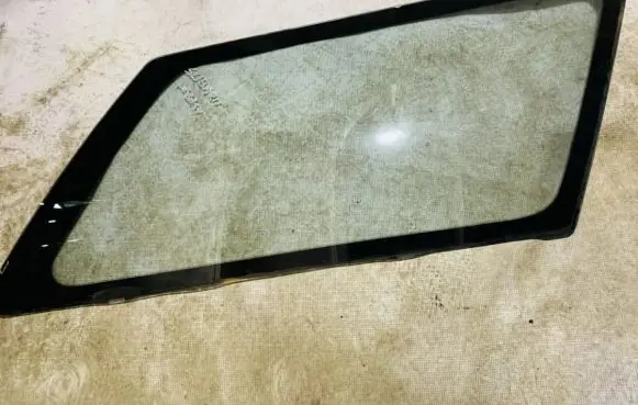 Subaru Legacy Rear side window
