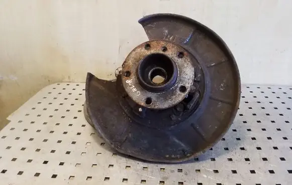 BMW X5 E53 Rear wheel hub