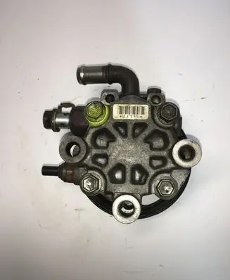 Toyota RAV 4 (XA20) Power steering pump 32100
