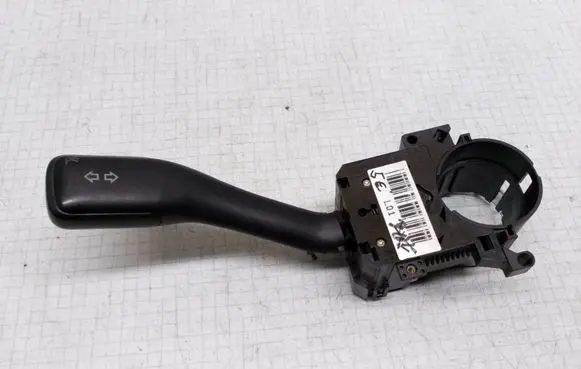Volkswagen Golf IV Indicator stalk 8L0953513G 1750966