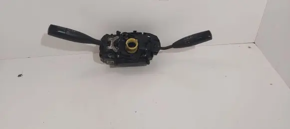 Mazda 323 Wiper turn signal indicator stalk/switch 172350