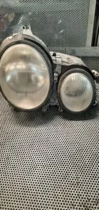 Mercedes-Benz E W211 Headlight/headlamp 15060800