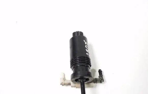 Mercedes-Benz R W251 Windscreen/windshield washer pump A1648690421