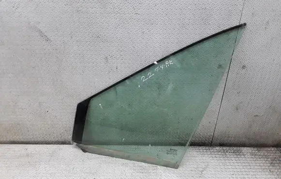 Renault Scenic II - Grand scenic II Front door vent window glass four-door 