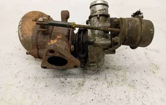 Audi A3 S3 8L Turbo 038145701A