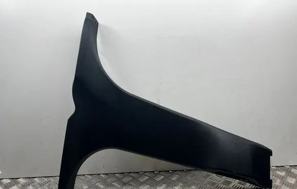 (B) pillar trim (bottom)