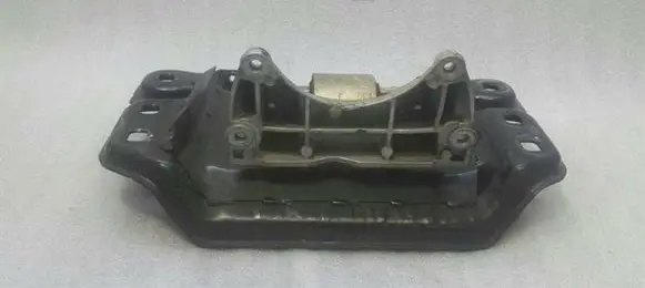 Mercedes-Benz S W222 Gearbox mounting bracket A2222402802