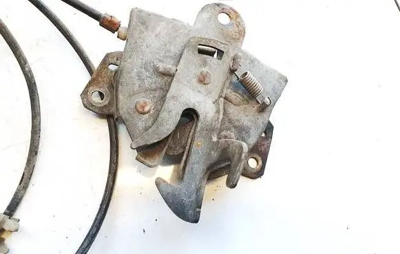 Mitsubishi Endeavor Engine bonnet/hood lock/catch