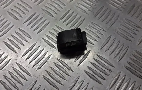 Audi A3 S3 8L Quarter vent window switch 8L0959855A