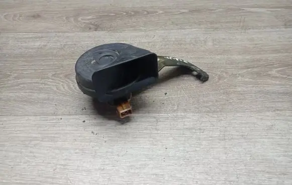 Volvo V50 Horn signal 0055306