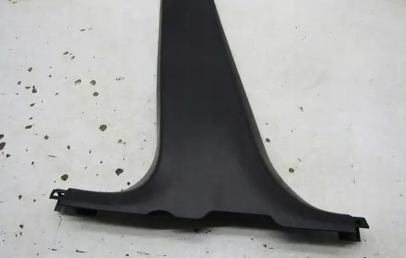 Suzuki Swift III (B) pillar trim (top) 7624152R0
