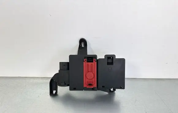 Audi Q7 4M Current control relay 4M0941823A