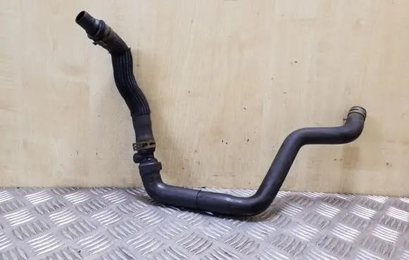 Nissan Primastar Engine coolant pipe/hose
