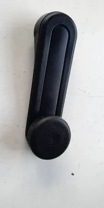 Toyota Yaris Front door window winding handle 