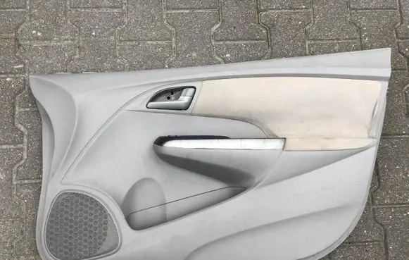 Honda Insight Front door card panel trim