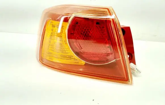 Mitsubishi Lancer Rear/tail lights P5613 P5996