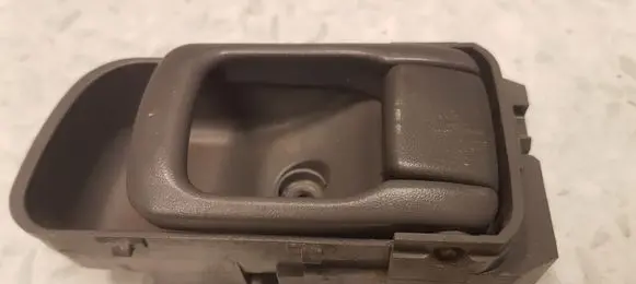 Nissan Navara D22 Rear door interior handle